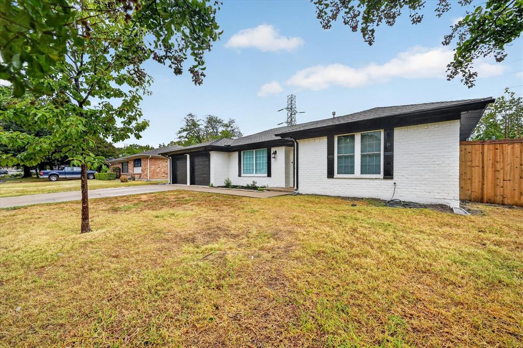 902 Ridgefield Drive