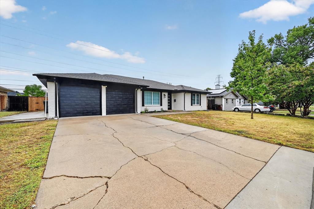902 Ridgefield Drive