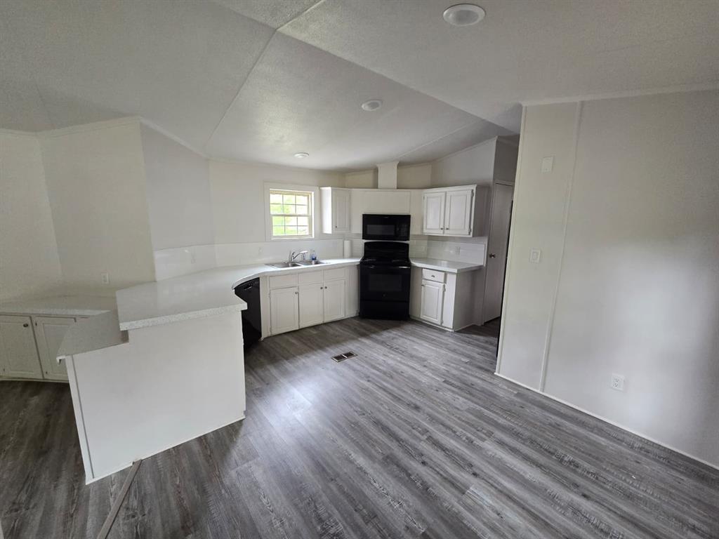 R E Kyle Surv Abs #453 - Residential