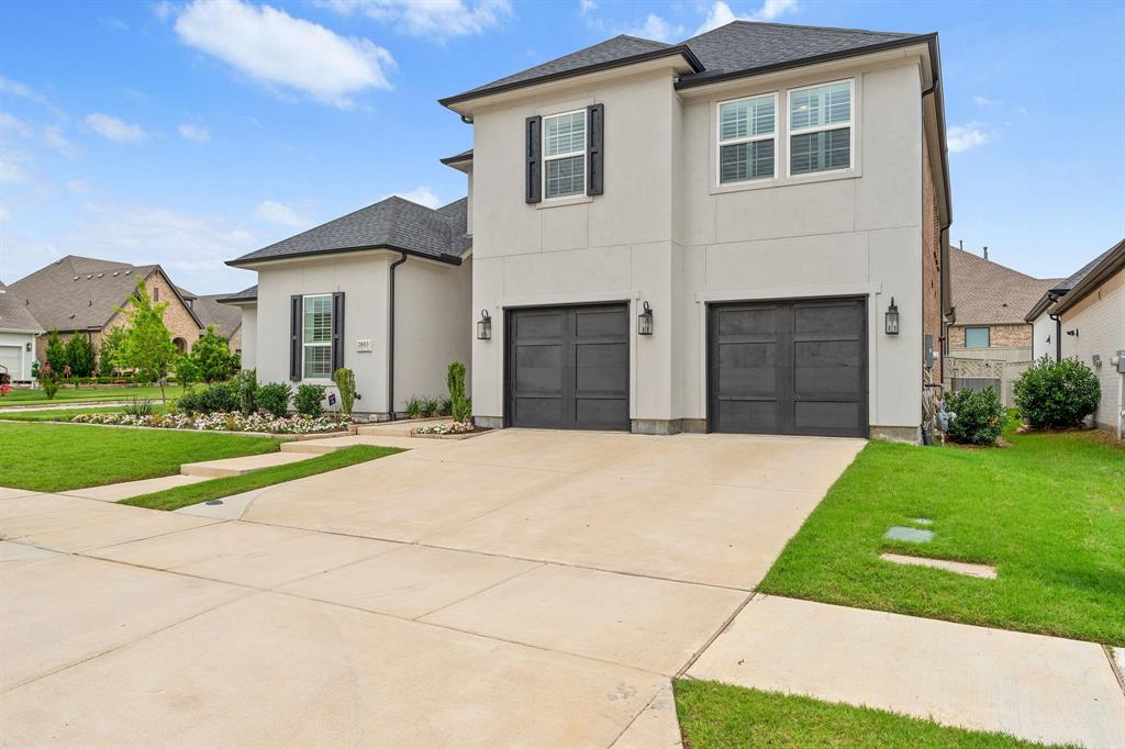 2803 Woodhill Way