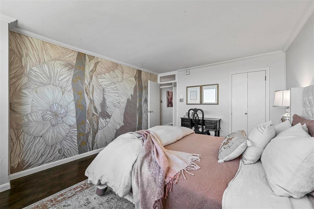 Twenty 1 Turtle Crk - Residential