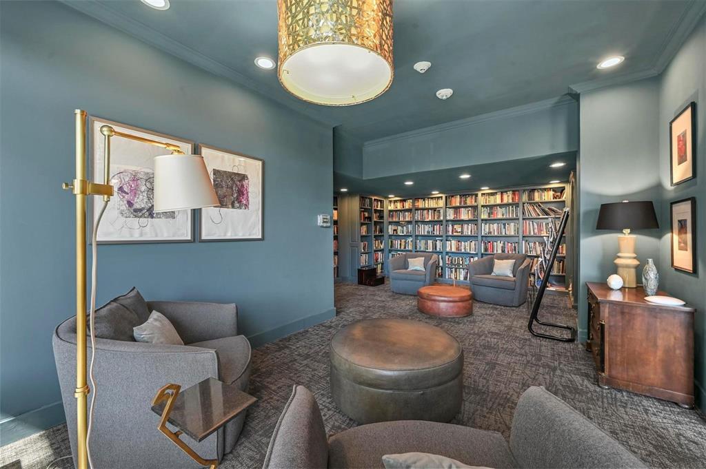 Twenty 1 Turtle Crk - Residential