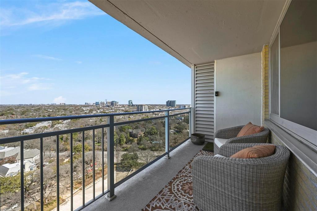 Twenty 1 Turtle Crk - Residential