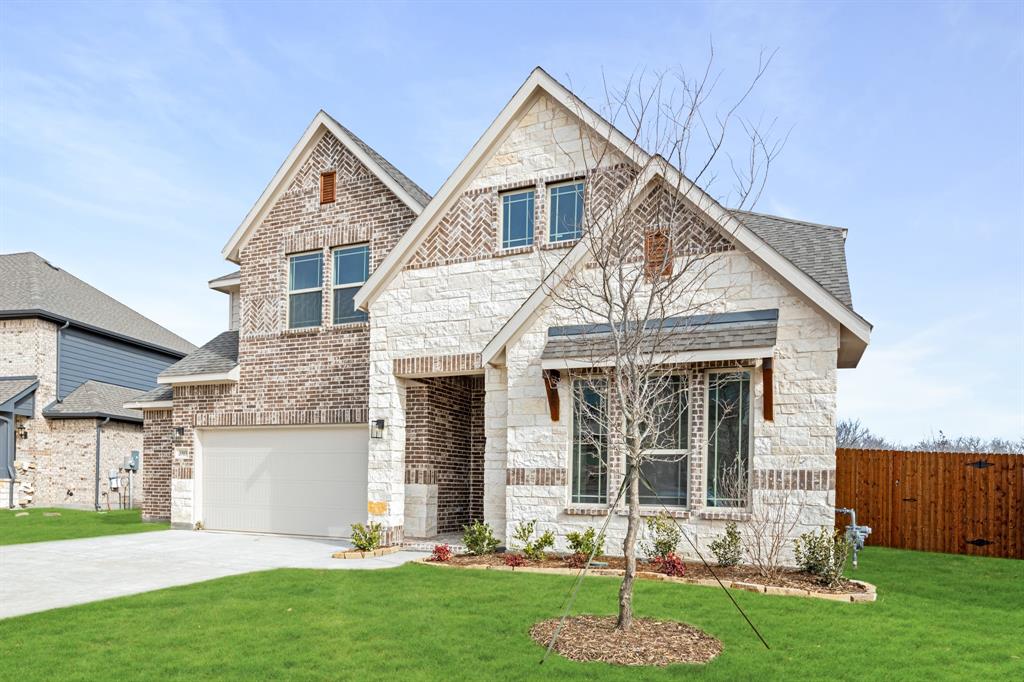 3909 Birch Grove Bend