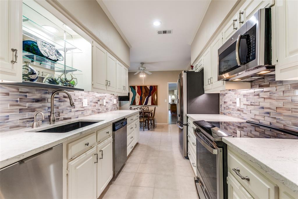 Prestonwood Hillcrest Twnhs - Residential