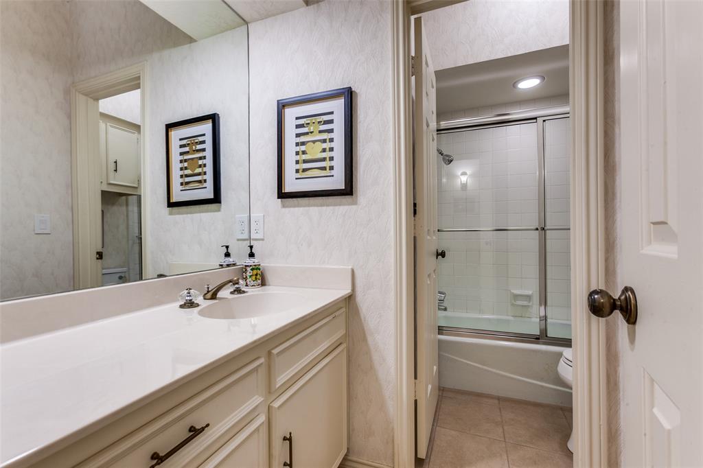 Prestonwood Hillcrest Twnhs - Residential