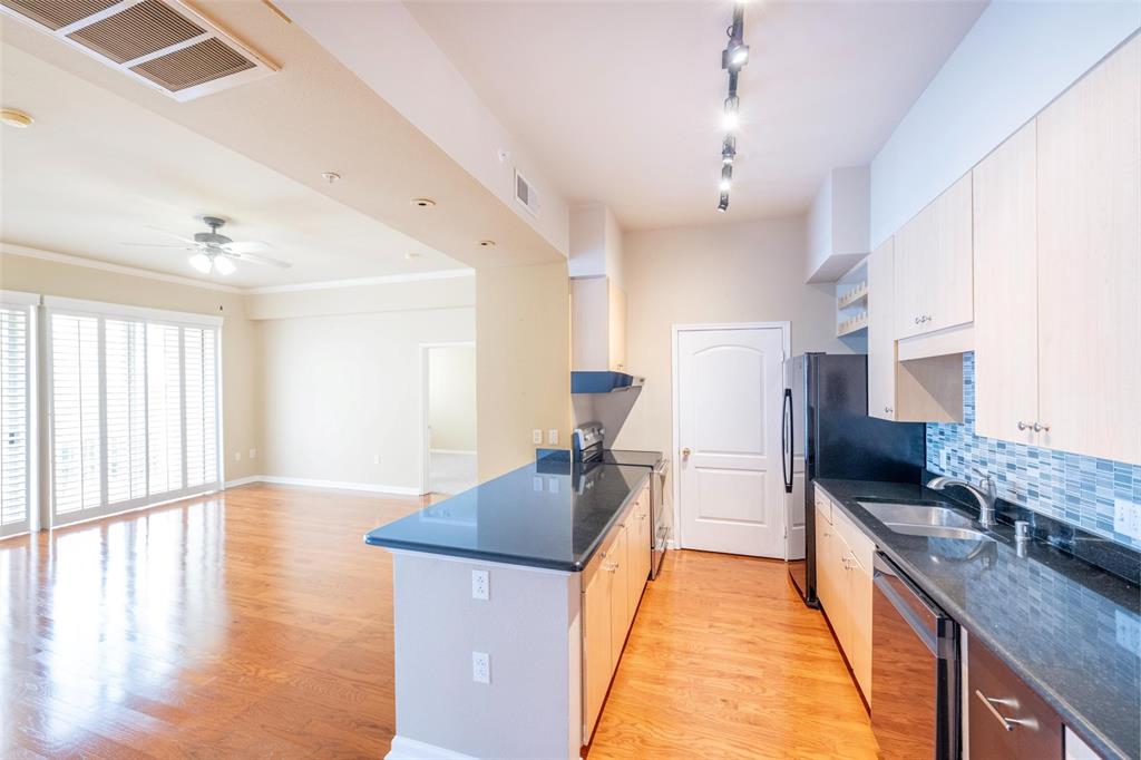 Renaissance On Turtle Creek Condo - Residential