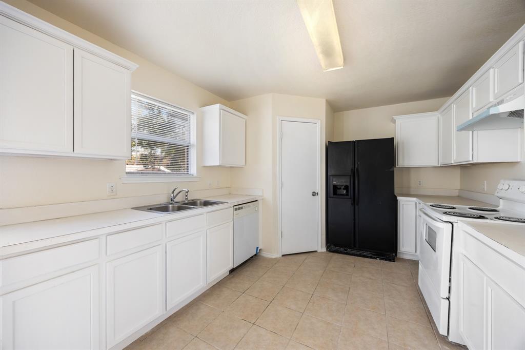 Oakridge Estates - Residential Lease