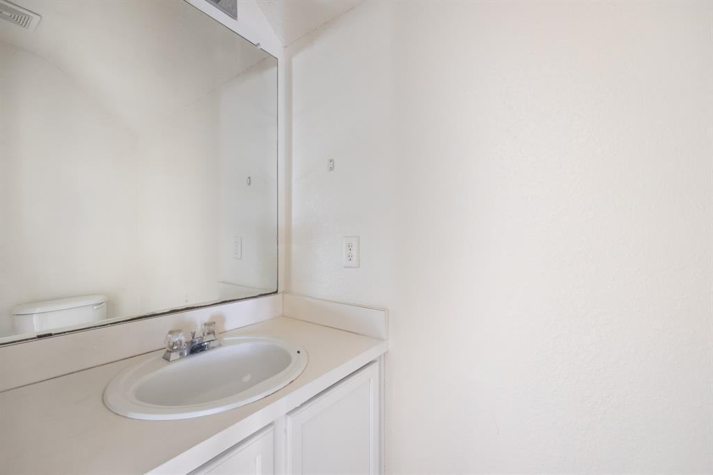 Oakridge Estates - Residential Lease