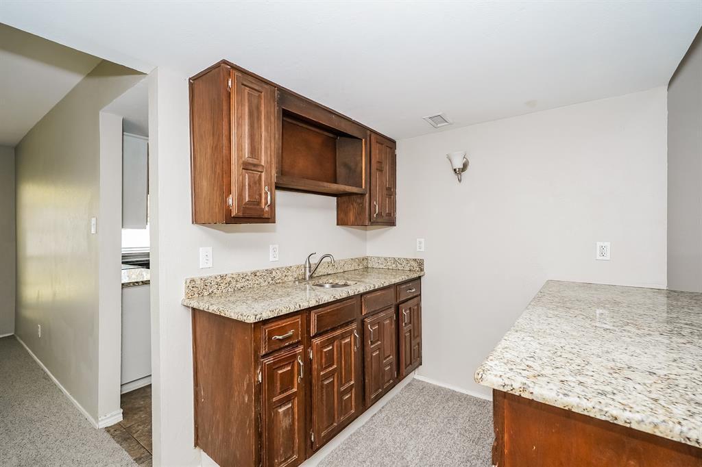 Parkwood Estates - Residential Lease