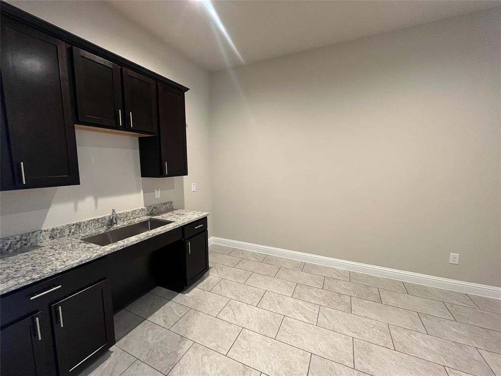 Collin Rdg Office Pk Owners As - Commercial Sale