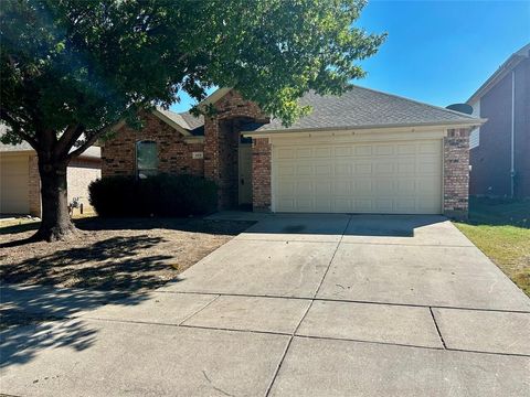 409 Mystic River Trail Fort Worth TX 76131