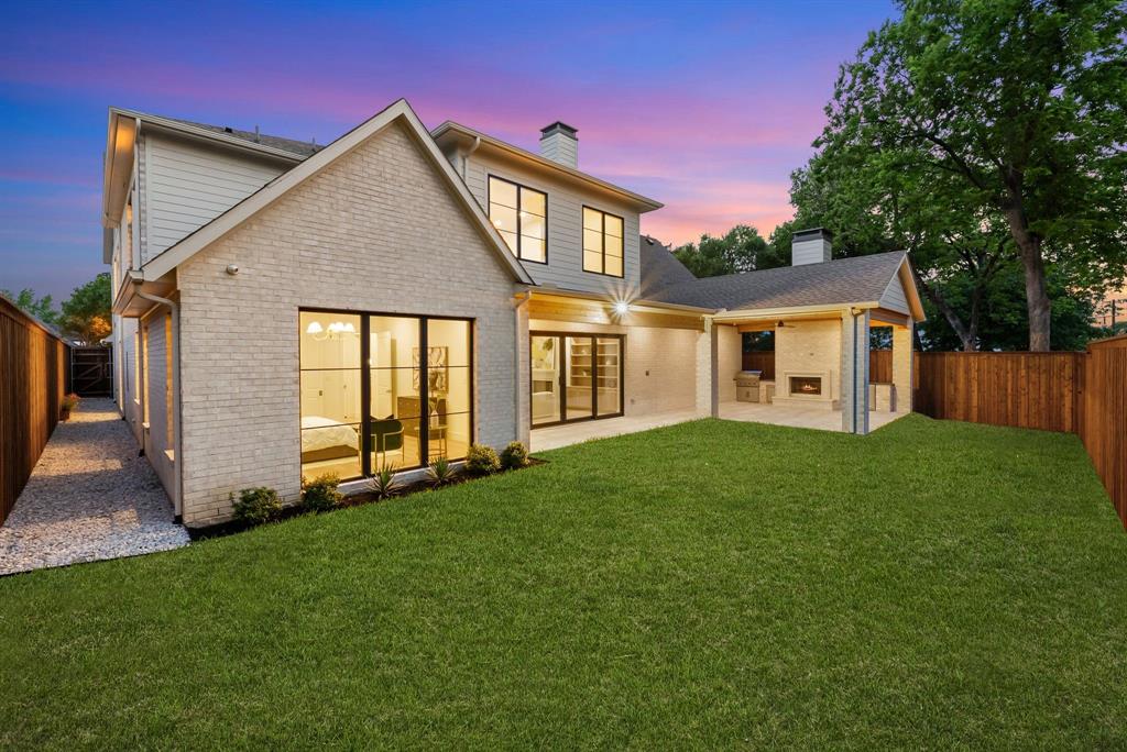 Crestmanor Estates - Residential