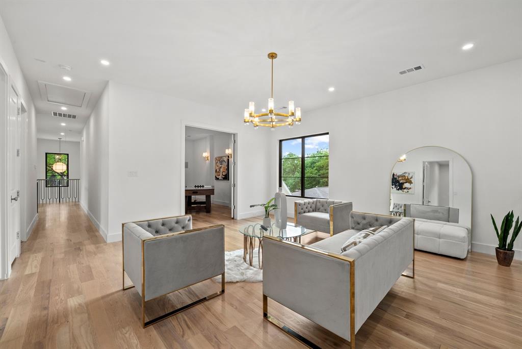 Crestmanor Estates - Residential