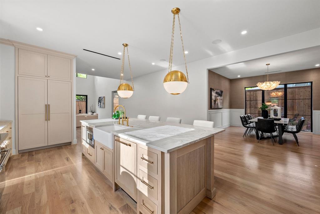 Crestmanor Estates - Residential