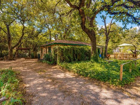 A home in Granbury