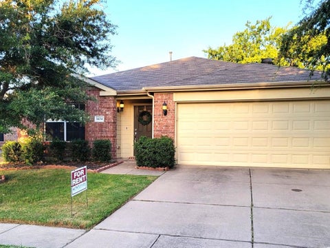 Photo of 1434 Pintail Drive, Sherman, TX 75092 (MLS # 21391984)