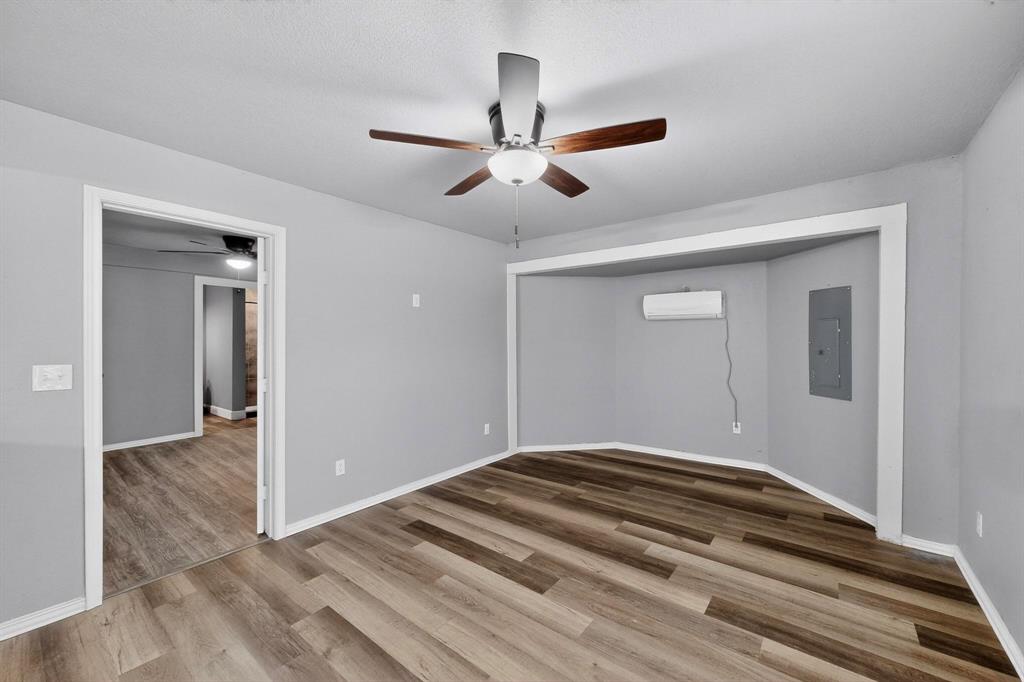 Stuard 2nd - Residential