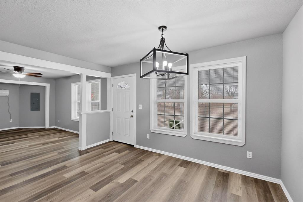 Stuard 2nd - Residential