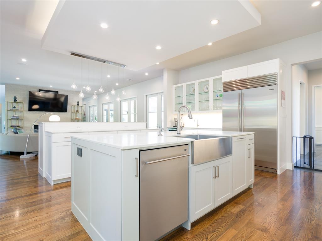 Midway Hills 05 - Residential