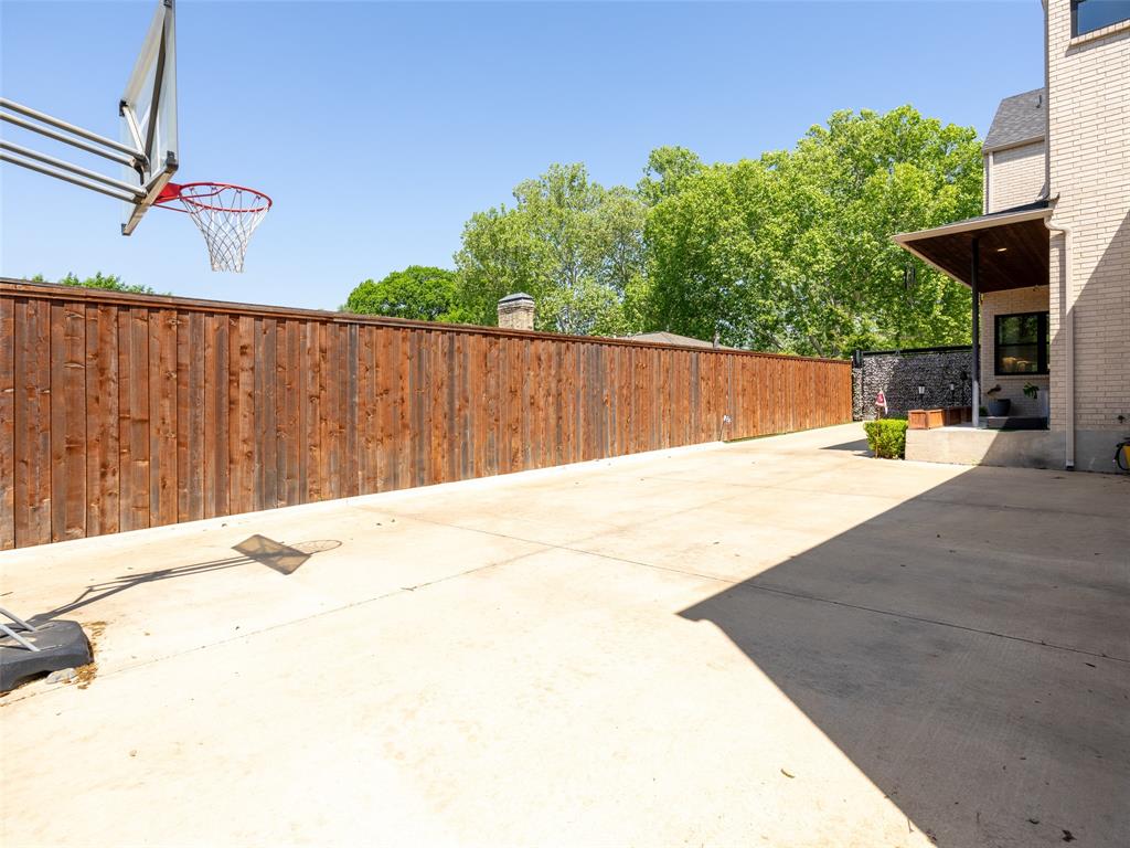 Midway Hills 05 - Residential