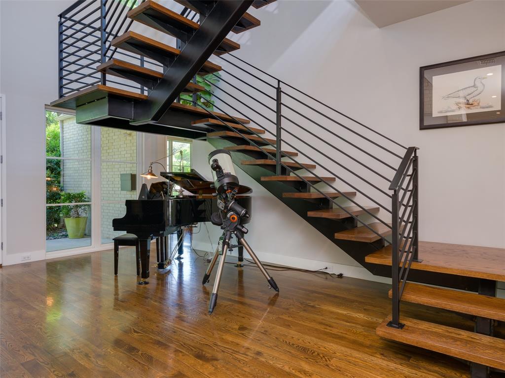 Midway Hills 05 - Residential