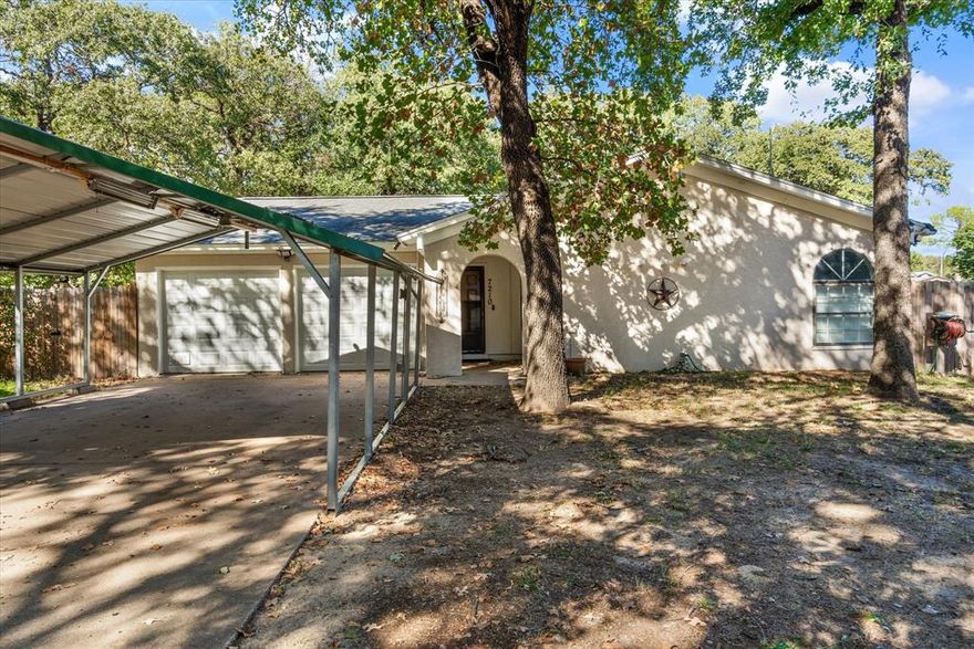 Welcome to your newly upgraded three bedroom, tow bathroom home near Eagle Mountain Lake. Laminate floors welcome you inside, and the spacious living room offers relaxation and a great space for guests. The kitchen features stainless steel appliances and elegant stone countertops.
Generous bedrooms have walk-in closets, and there are two powered workshops: one at 19.5x19.5 and another at 9.5x10.5. A 14-foot sliding gate wood fence and a concrete driveway provide secure parking for your vehicles, including boats, RVs, and ATVs. A carport adds extra parking.
This unique retreat offers tranquility and room for your hobbies. Recent updates include a radiant barrier, new insulation, and new siding for added comfort and energy efficiency.