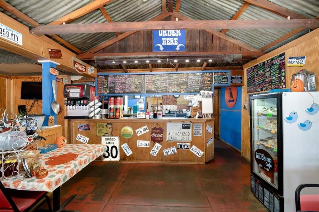 124 W North Commerce Street