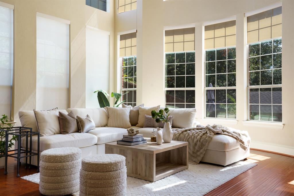 9106 Cochran Bluff Lane