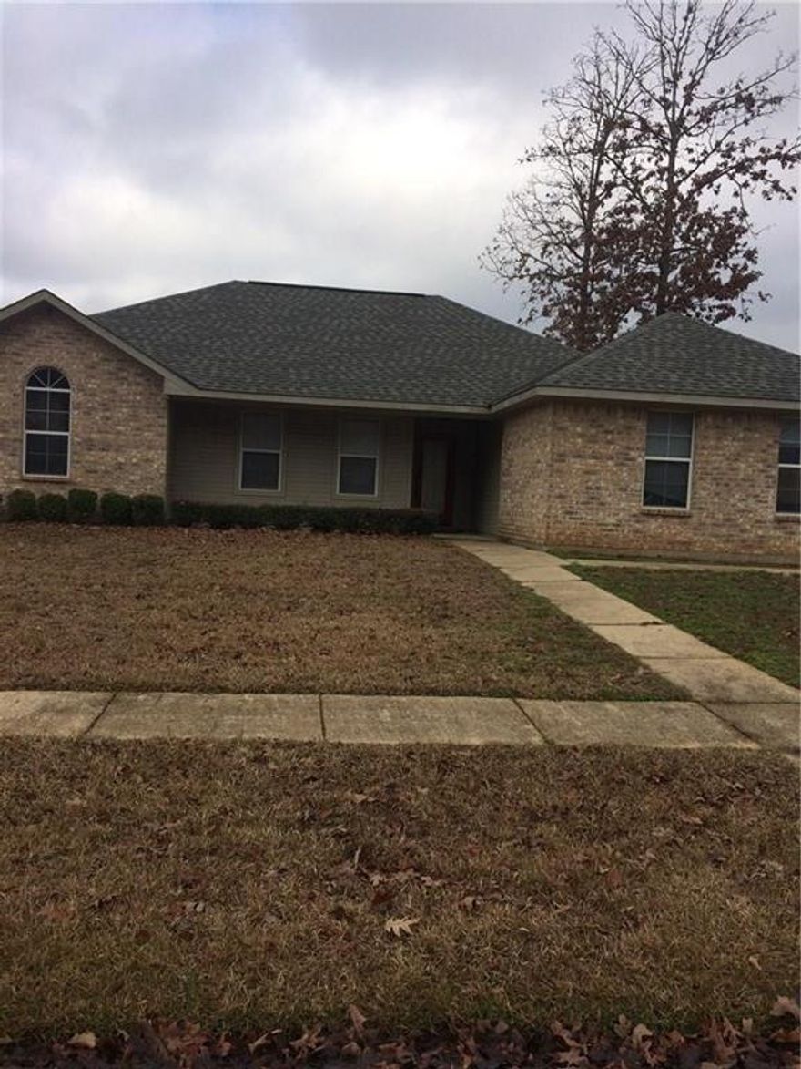 INVESTORS—here’s your chance to build equity fast in Haughton, Louisiana! Located in a top-rated school district on a desirable corner lot, this property just needs some TLC to bring it back to life. Whether you’re looking for your next fix-and-flip, a rental investment, or a project home, this one has solid potential and a great location near Highway 80, I-20, Barksdale Air Force Base, and Bossier City amenities. There are no HOA restrictions in this neighborhood.

Please note: the property will not currently qualify for FHA, VA, or RD financing, but could be eligible for all once renovated.

Showings are now easier to schedule—so if you’ve tried before, try again! Come take another look and see how this Haughton opportunity can align with your investment goals.