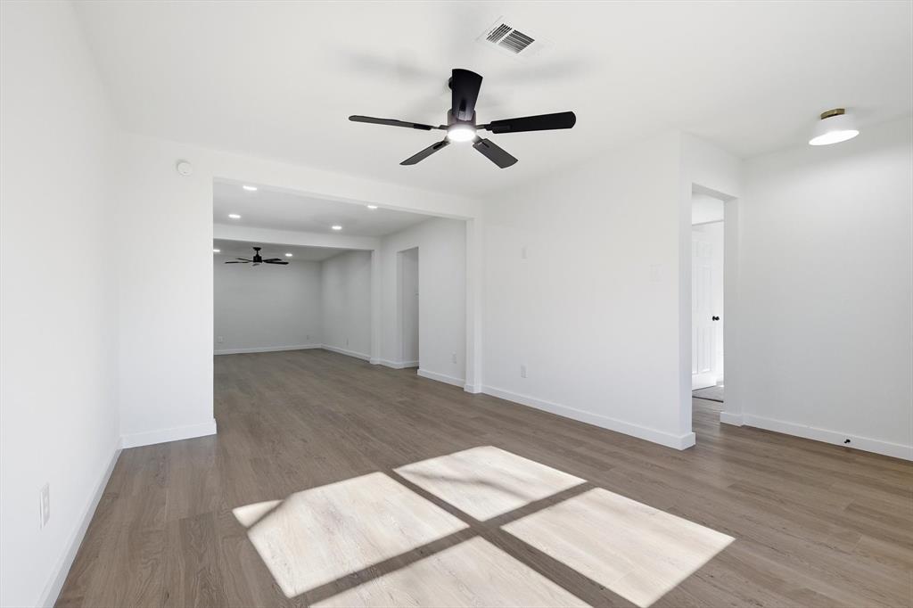 Singing Hills - Residential