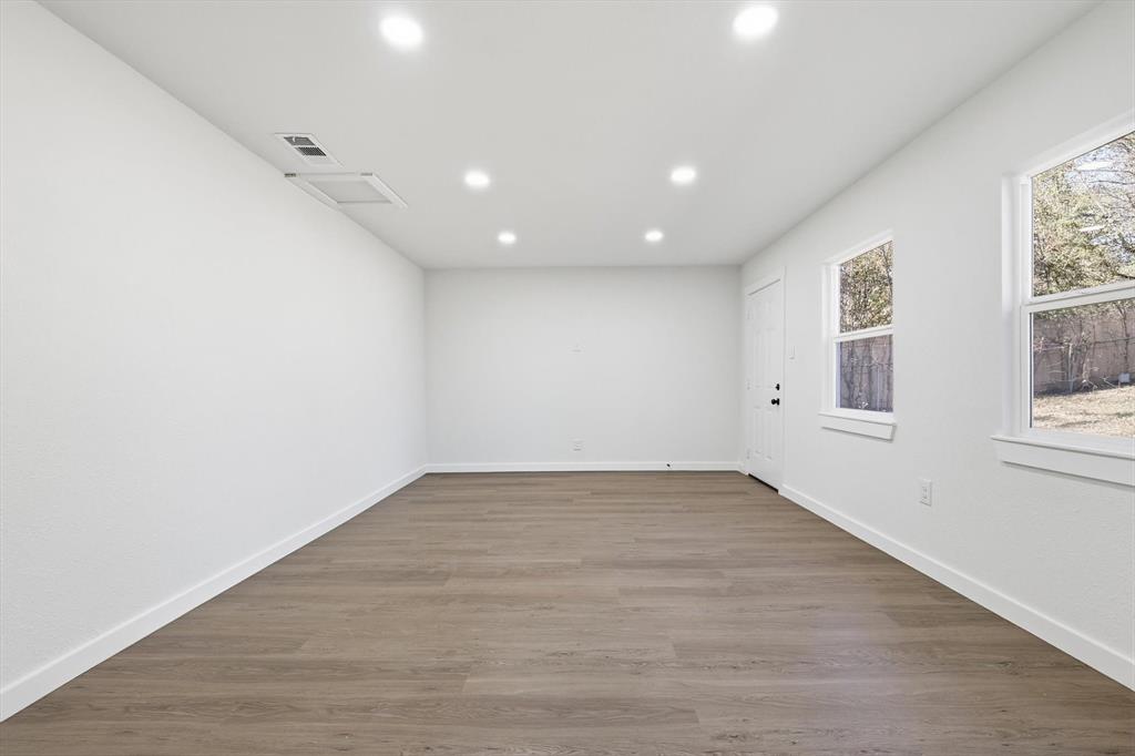 Singing Hills - Residential