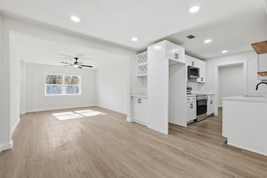 Singing Hills - Residential