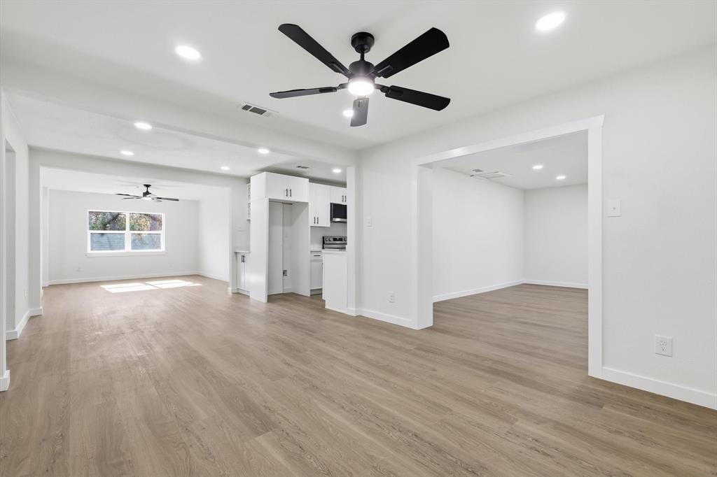 Singing Hills - Residential