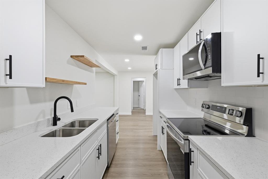 Singing Hills - Residential