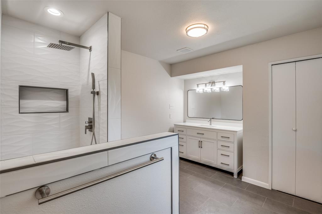 Cedar Hill East - Residential Lease