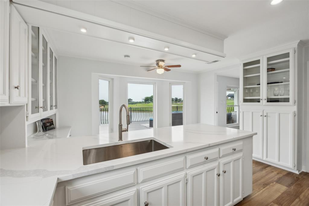 Twenty In Trophy - Residential