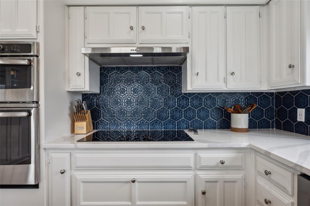 Twenty In Trophy - Residential