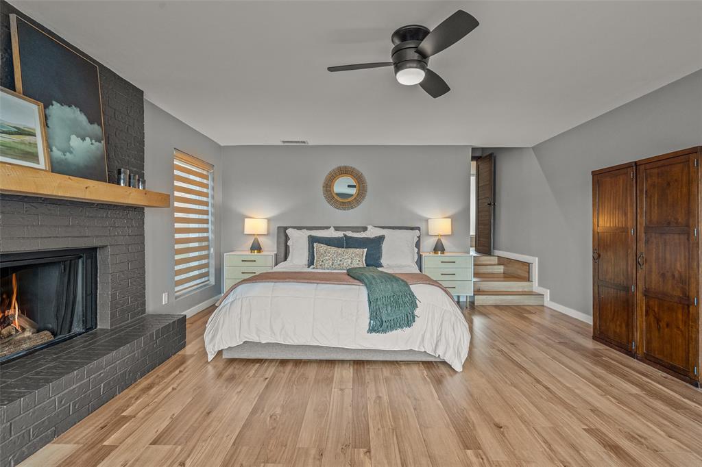 Twenty In Trophy - Residential