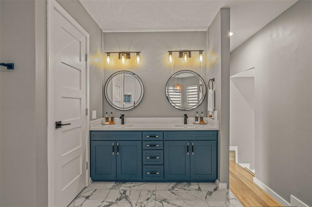 Twenty In Trophy - Residential