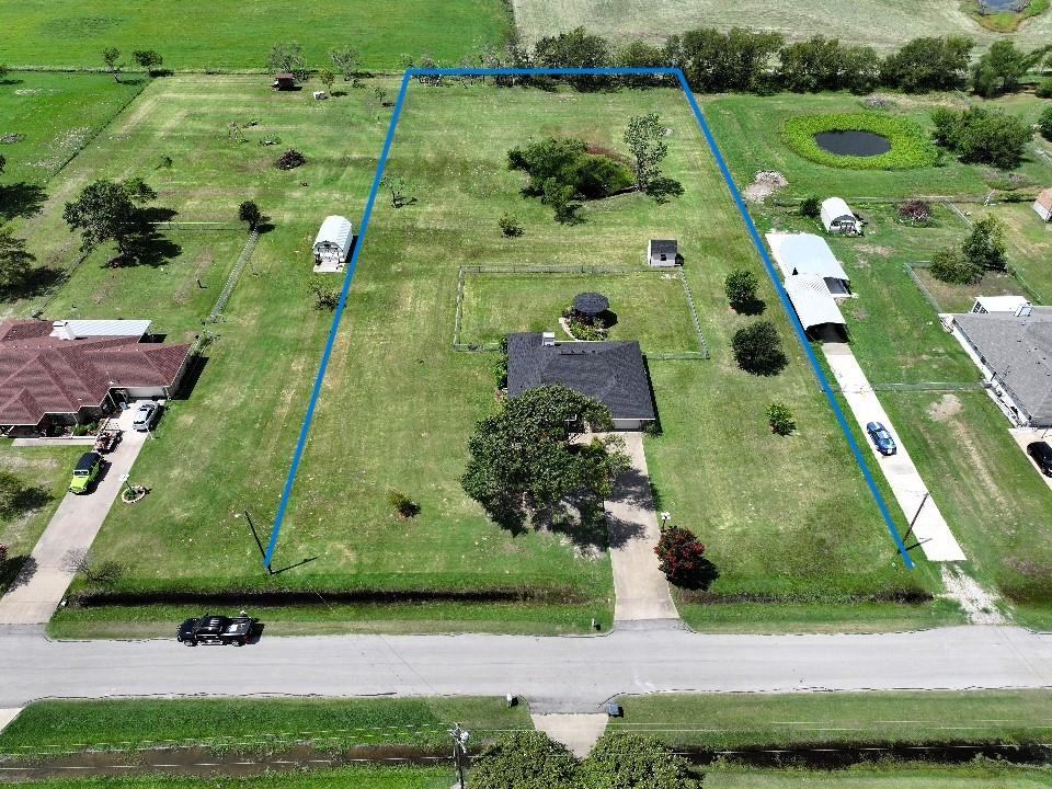 1248 Country Lane