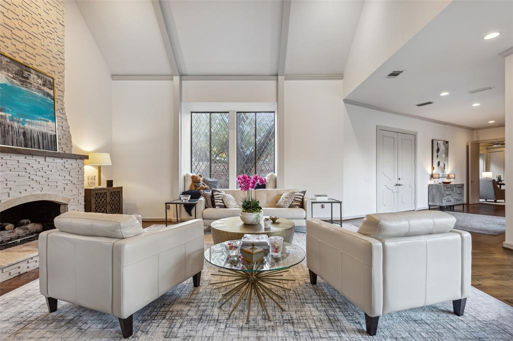 Chateau Blois - Residential