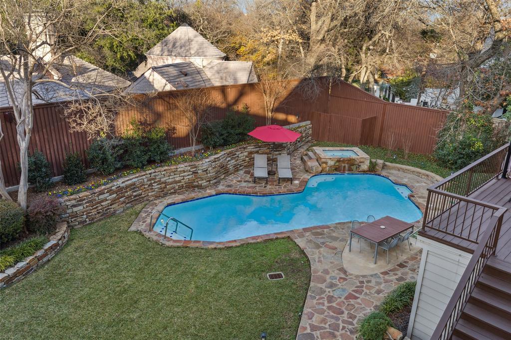 Chateau Blois - Residential