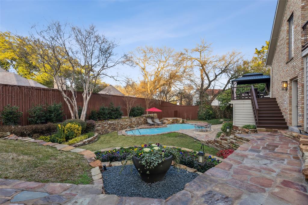 Chateau Blois - Residential