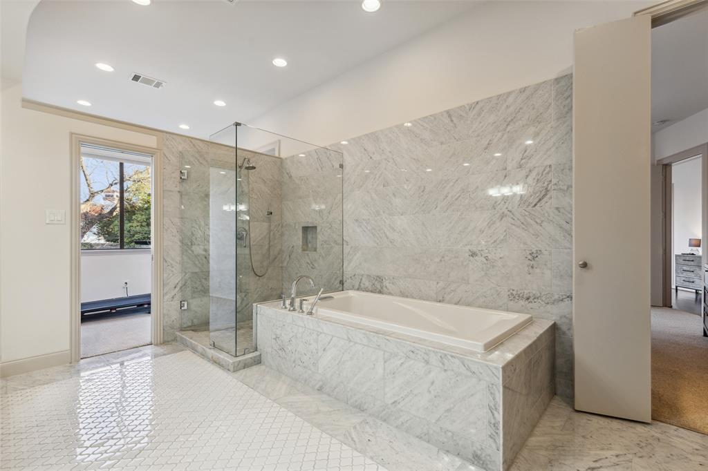 Chateau Blois - Residential