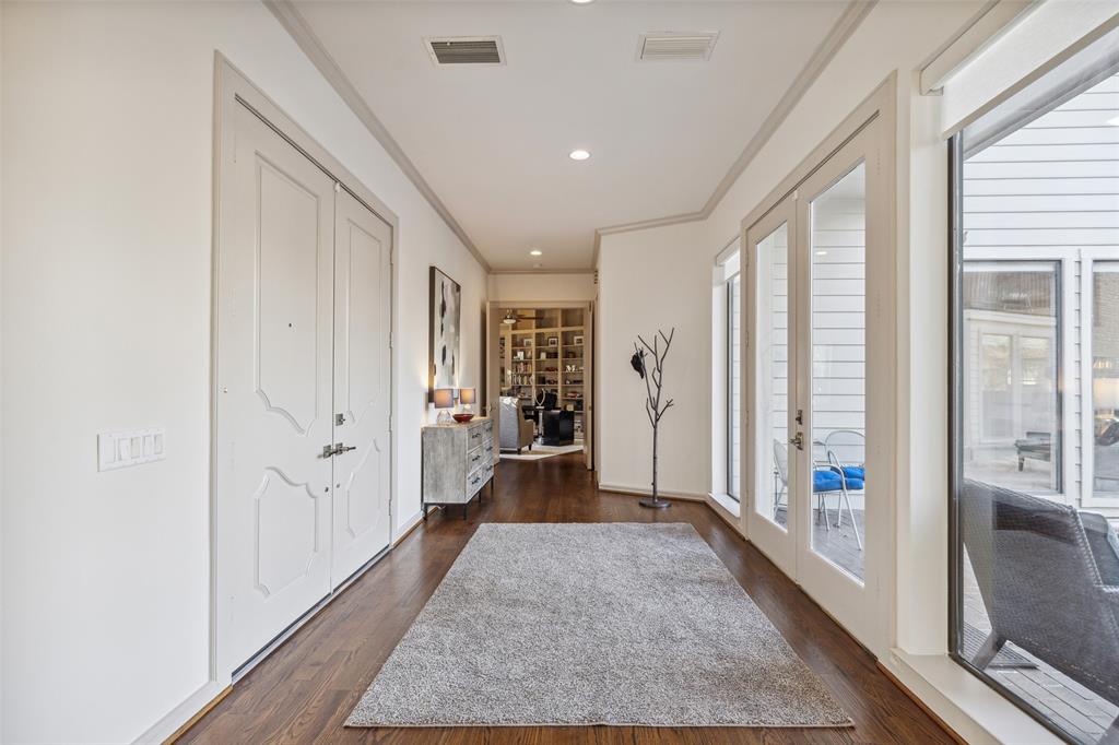 Chateau Blois - Residential