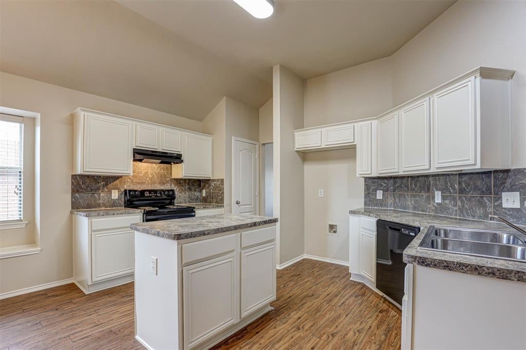 1125 Rio Bravo Drive