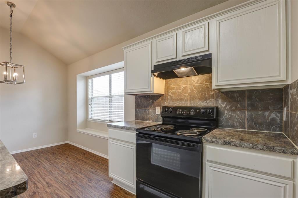 1125 Rio Bravo Drive