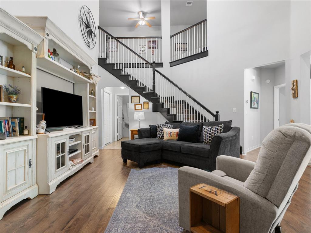 170 Greathouse Village