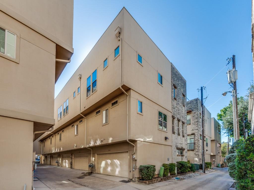 Sundance Row At State Thomas 02 - Residential